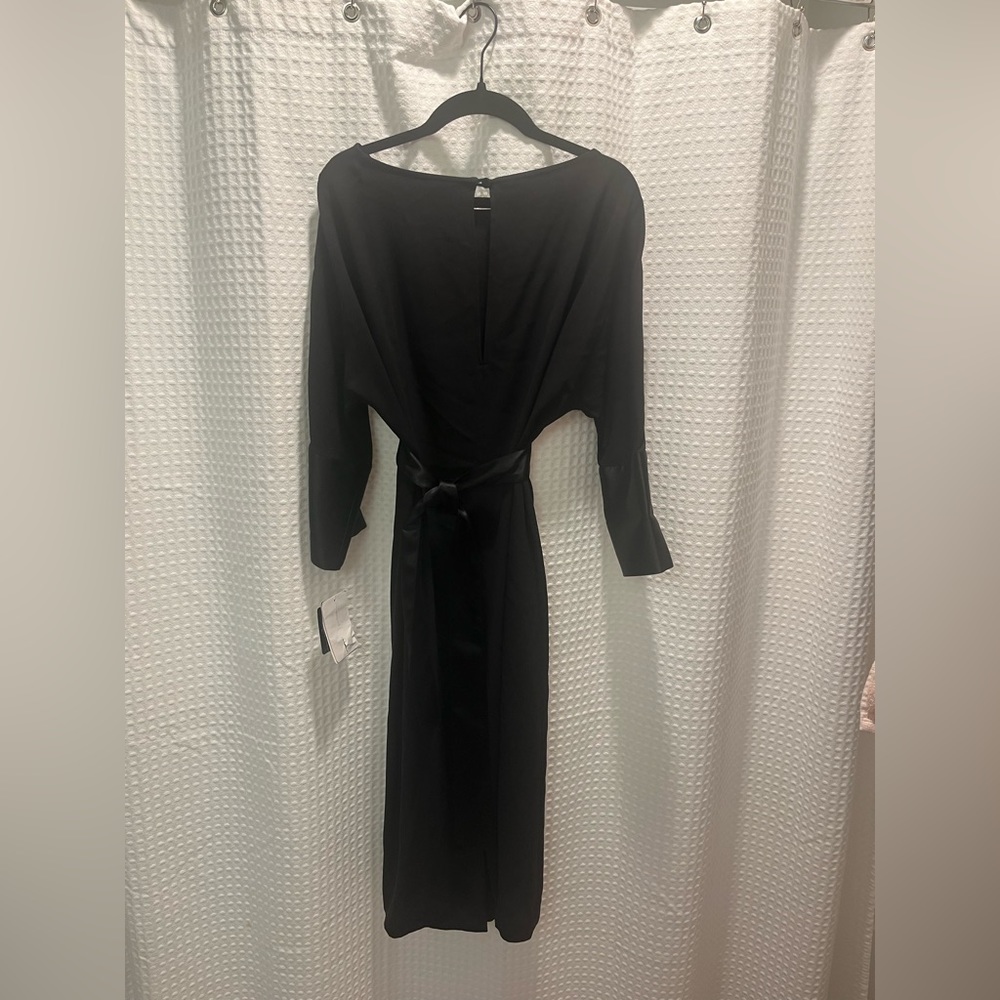 NEW WITH TAGS size m/8 Doncaster Collection Black 100% silk dress